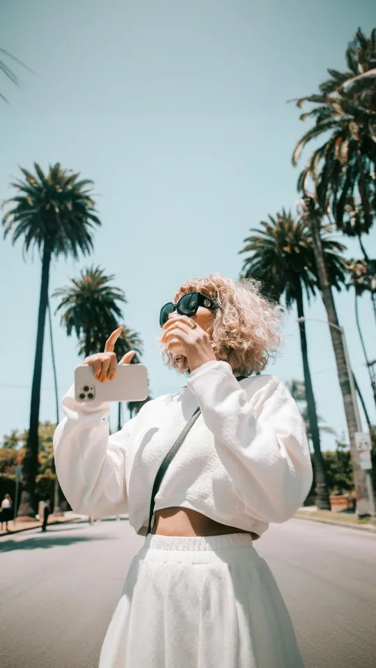 How to Resize Photos on iPhone Without Cropping